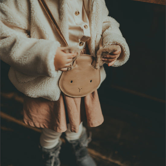 Veski | Fluffy Bunny