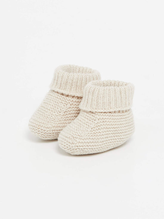 Sokkaskór | Knitted Eggshell