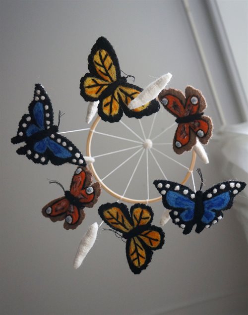Órói | Butterfly & Blue-Orange-Yellow