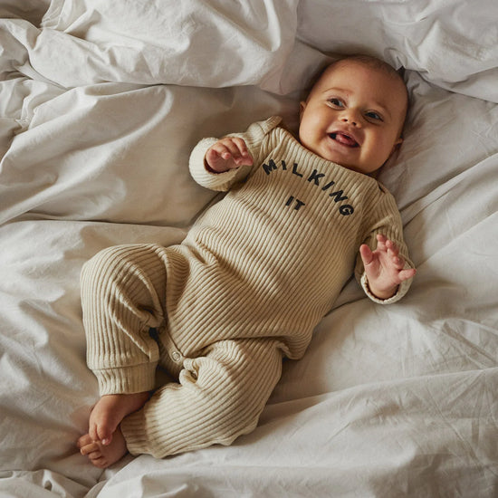 Galli Milking It ® | Onesie Oat