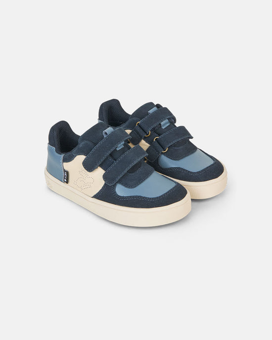 Strigaskór | Corey Navy