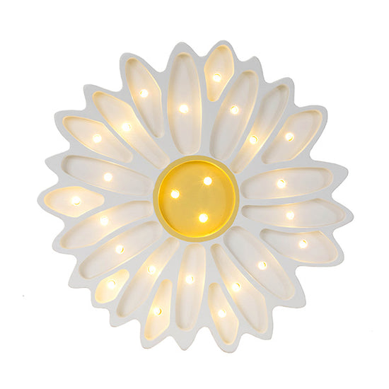 Lampi | White Daisy