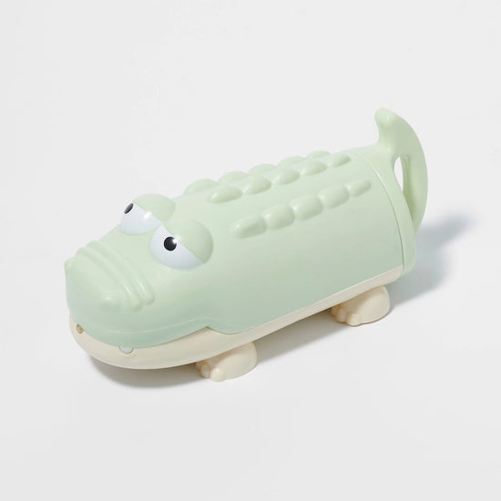 Vatnsbyssa | Crocodile Pastel Green